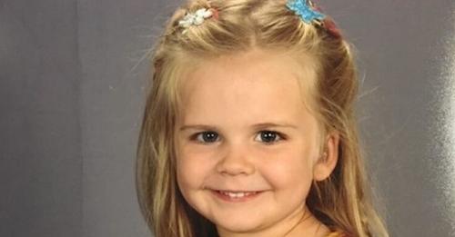 Dad Lets 3-Year-Old Choose Her Picture Day Outfit, Shares Photos On Social Media